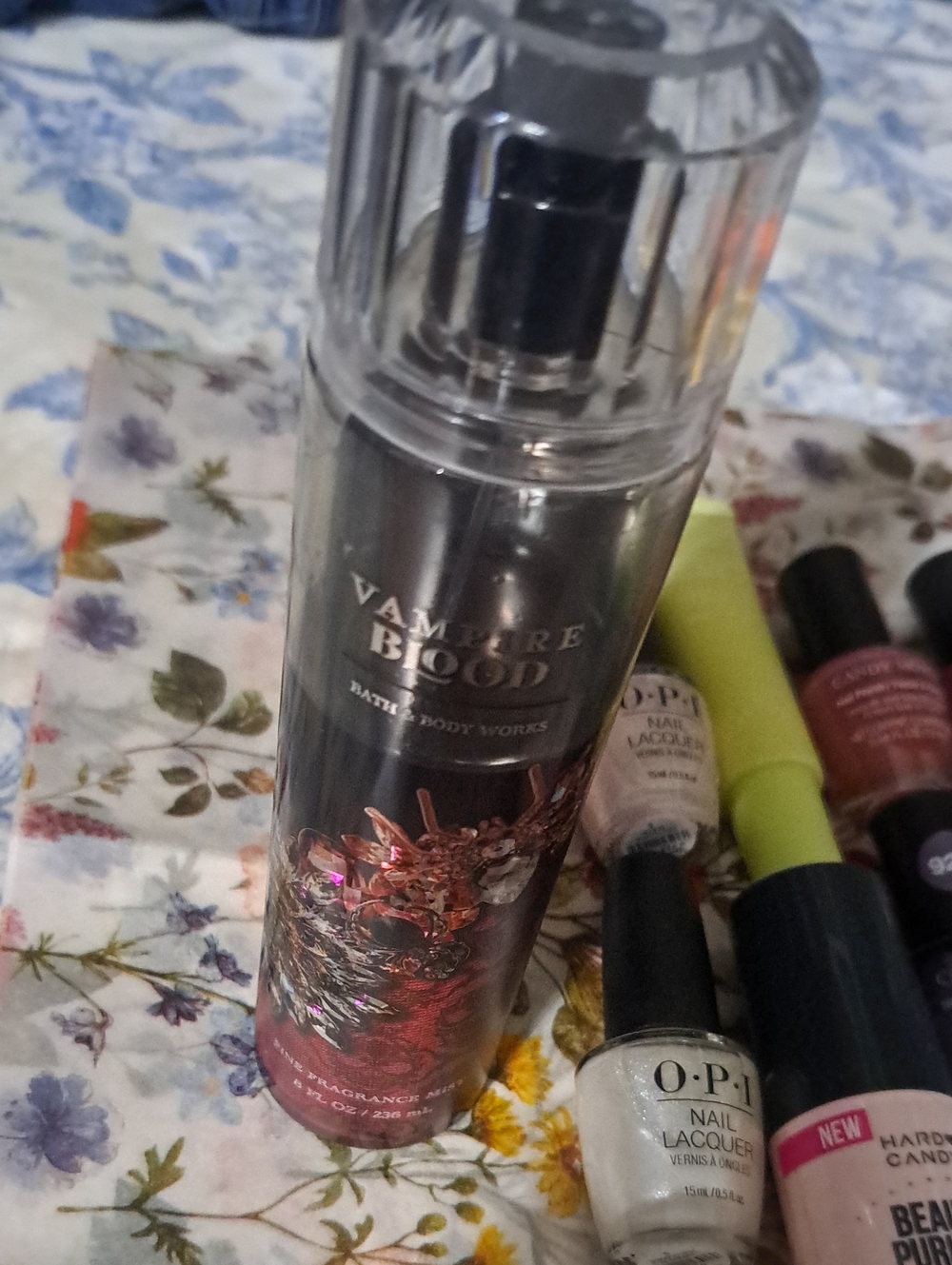 Makeup Bundle - Picture 2 of 8